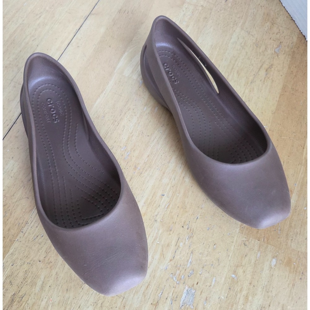 Crocs Sloane Ballet Flats Women's Slip On Brown Comfort Shoes Casual Size 8